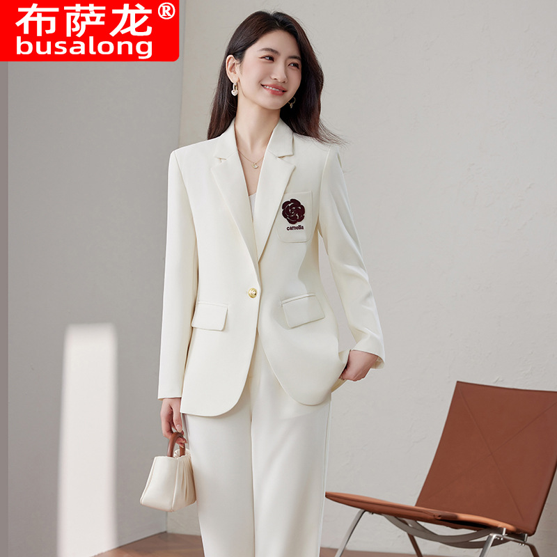 Off-white women's blazer with  - Women Formal Wear White Shirt recension och pris