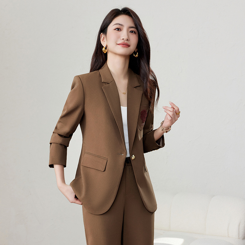 Off-white women's blazer with  - Women Formal Wear White Shirt recension och pris