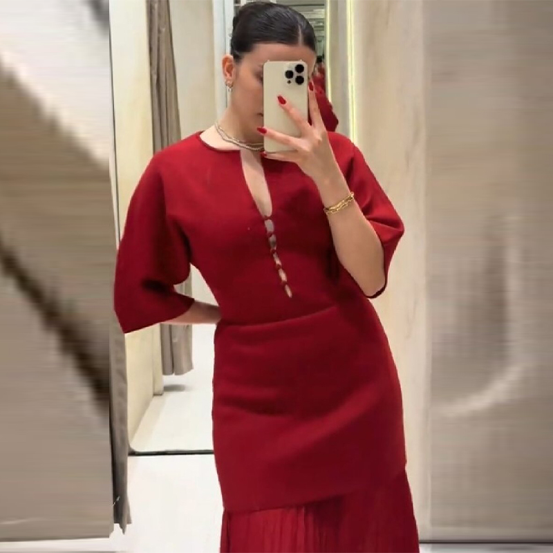 Women's Elegant Burgundy Pleat - Formal Wear Gowns For Women recension och pris